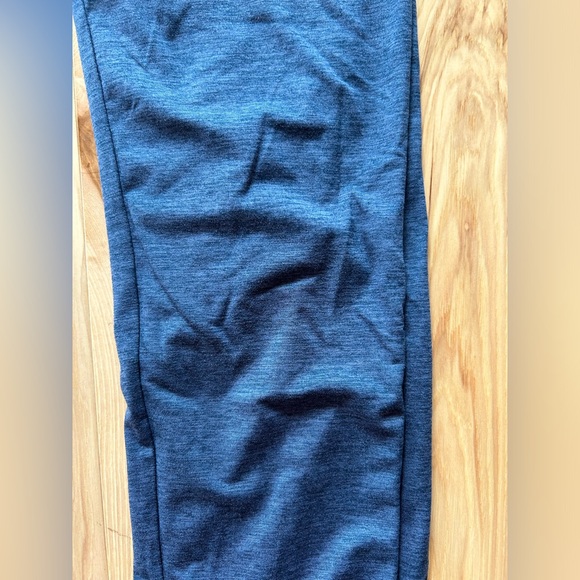 Reebok women’s knit joggers-Excellent like new condition! - Picture 5 of 6